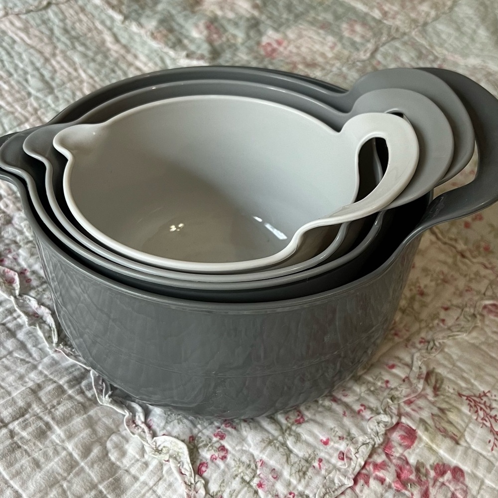 Set of measuring bowls